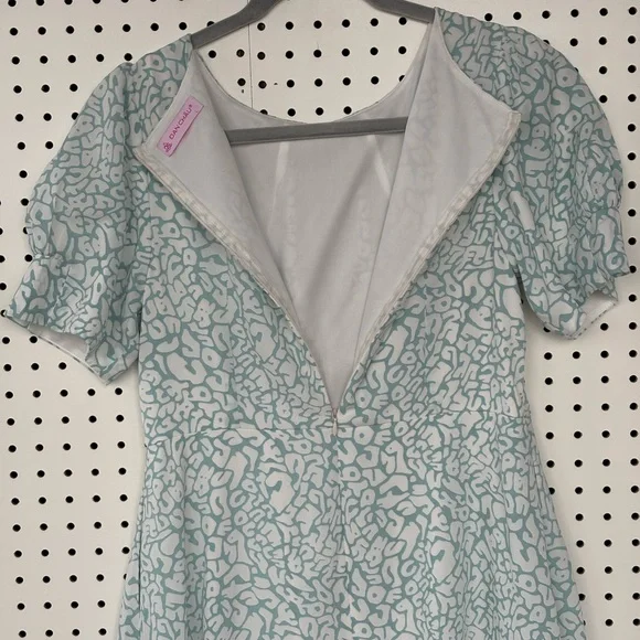 Dan Chau Dress featuring a turquoise & white abstract print on textured fabric - Picture 6 of 10